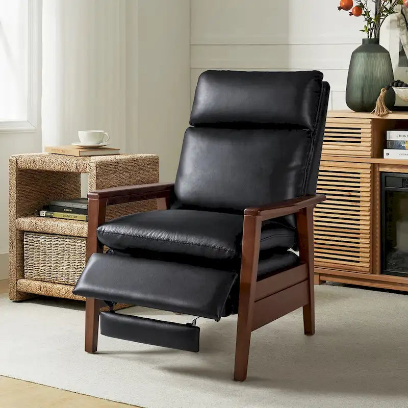 Fauteuil inclinable en similicuir d'inspiration médiévale et en bois massif