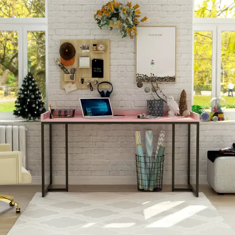 Bureau d'ordinateur métallique de 59 pouces avec ports USB